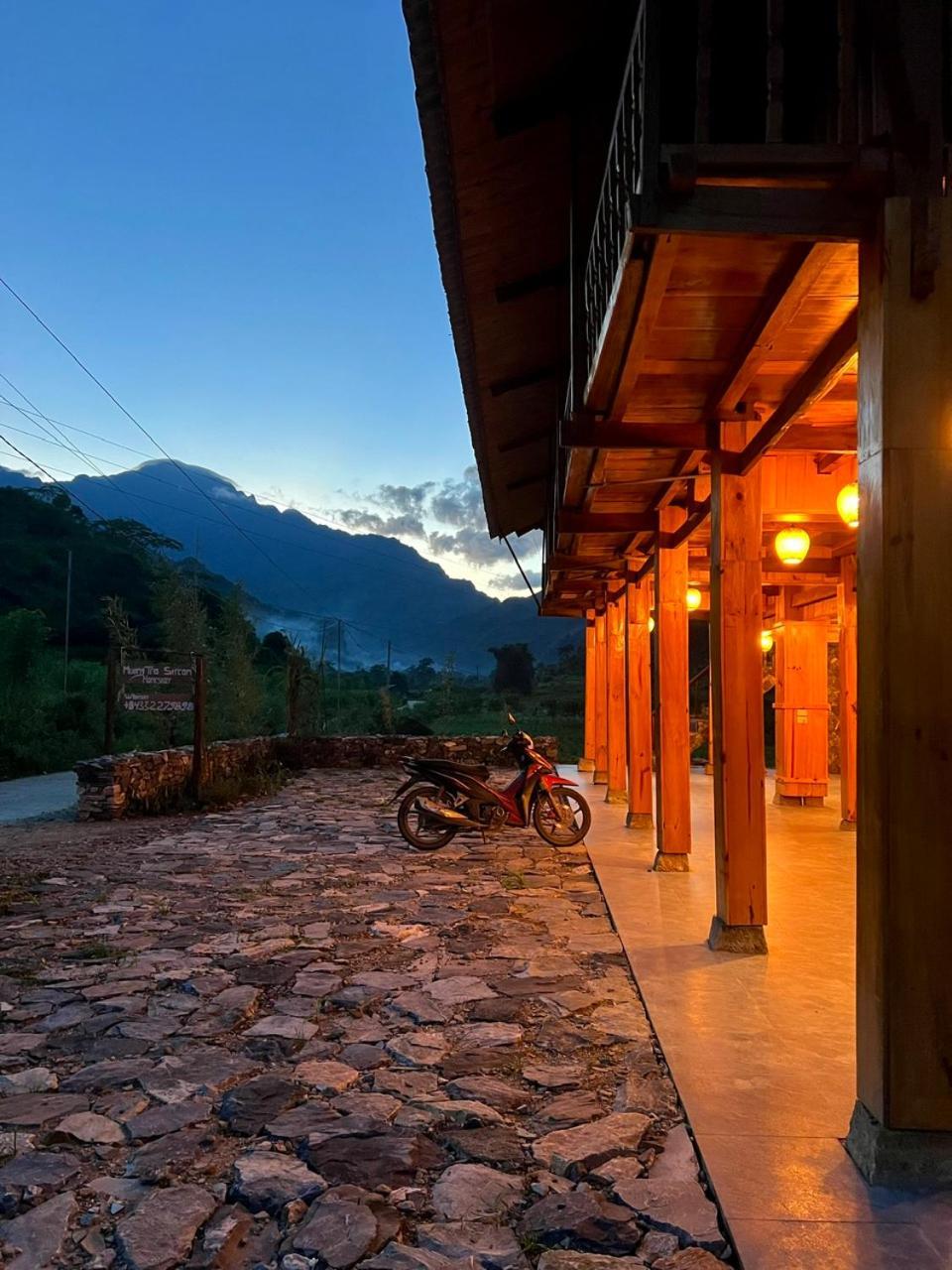 Muong Tra Stream Homestay Lang Cac Exterior photo